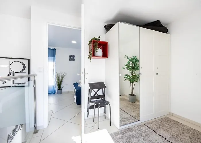 펜션 Townhouse N7 - *